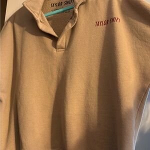 Taylor Swift Beige Pullover